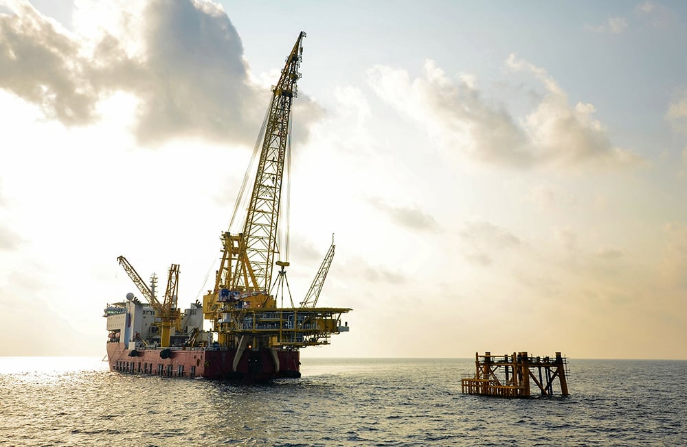 Conventional Heavy lift Vessel