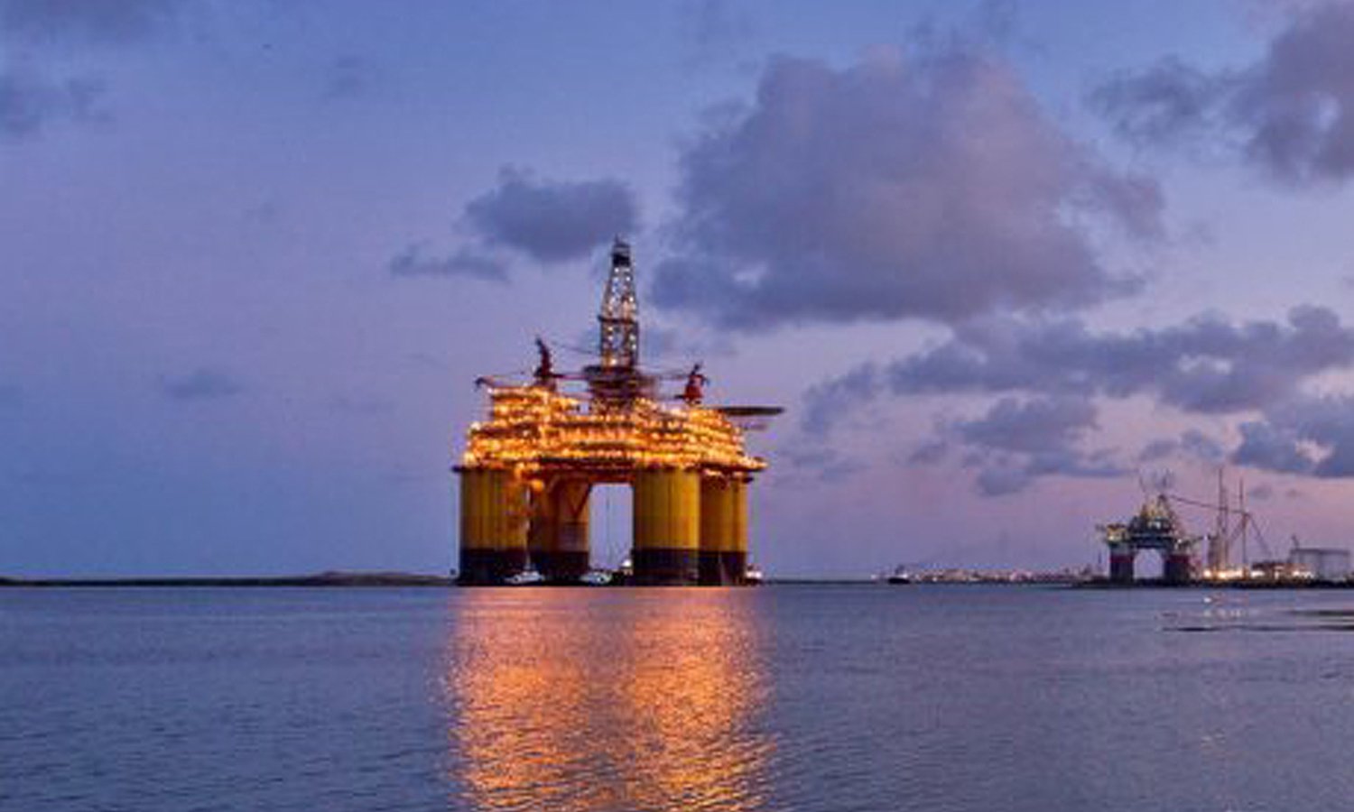 TLP_Shell_A tension leg platform owned by Shell